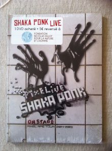 Shaka ponk - pixelive - on stage pixel ape tour 2014-2015